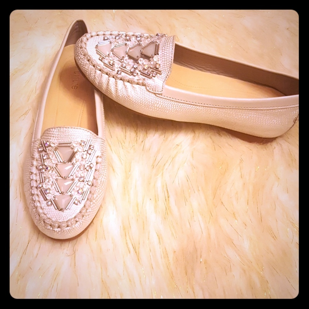 NWOT Nurture Jeweled snake embossed loafers